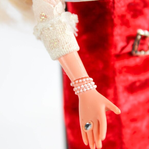 Vintage 1997 Sabrina the Teenage Witch Doll Sabrina Surprise 11" Collectors Doll - Picture 10 of 15